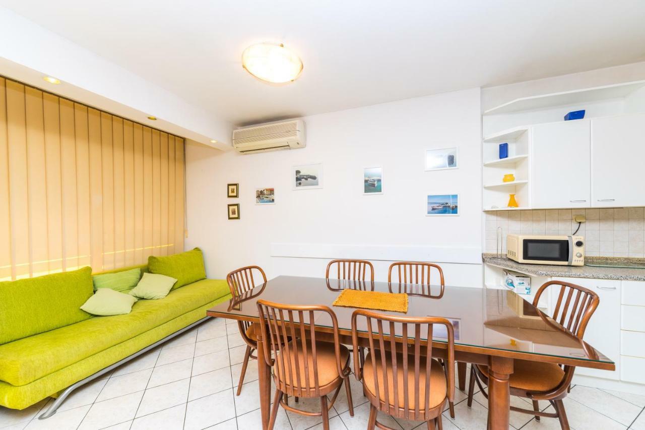Pelenito Apartment Сплит Екстериор снимка