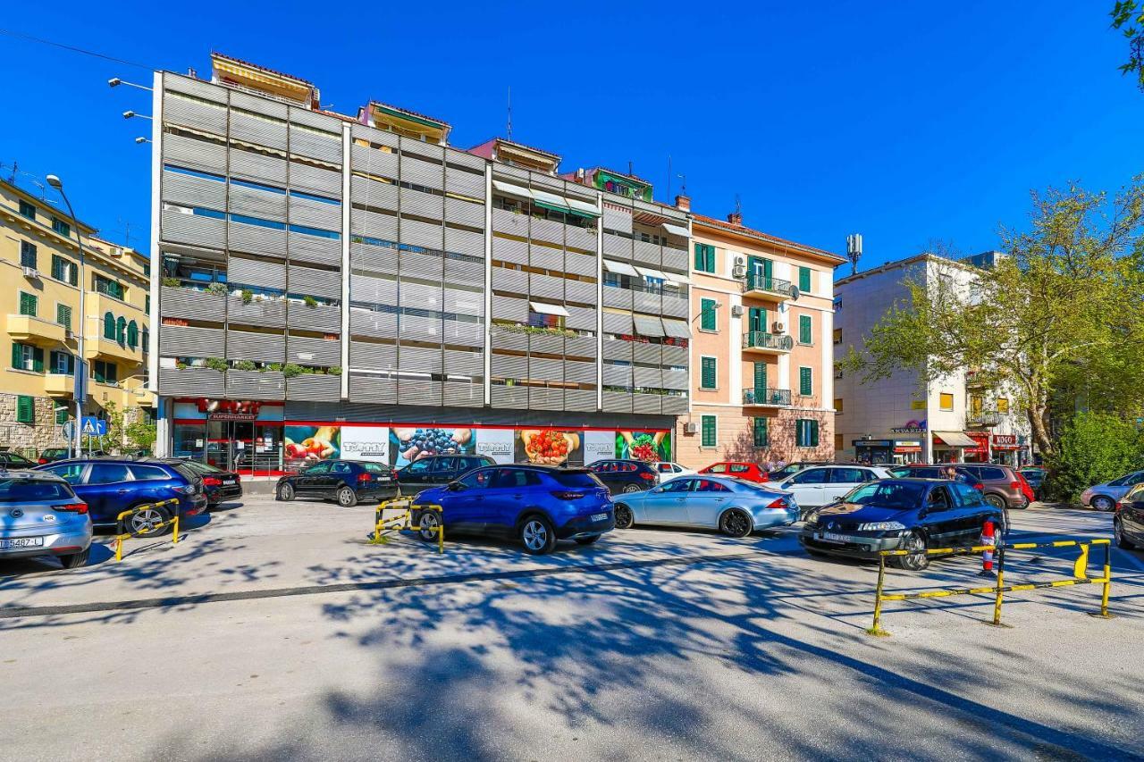 Pelenito Apartment Сплит Екстериор снимка